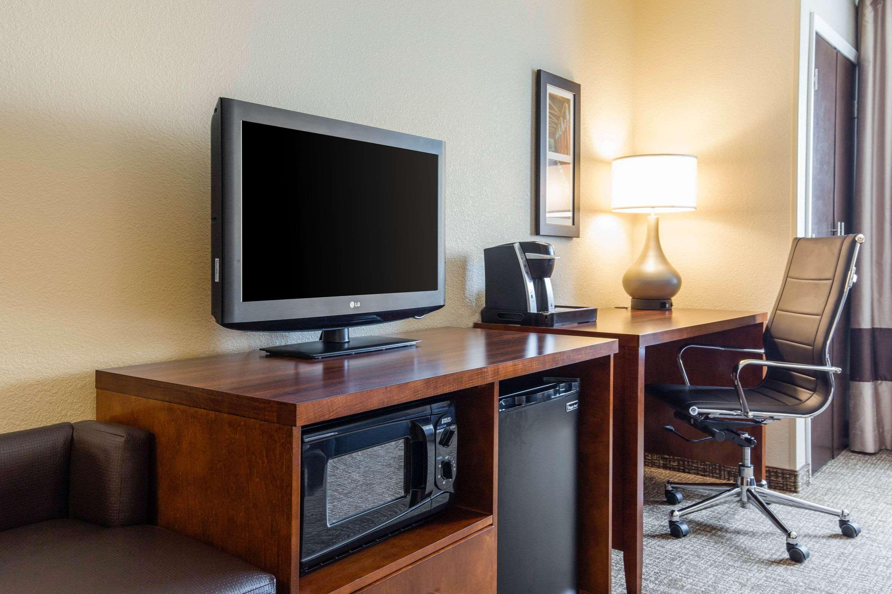 Comfort Inn La Porte Экстерьер фото