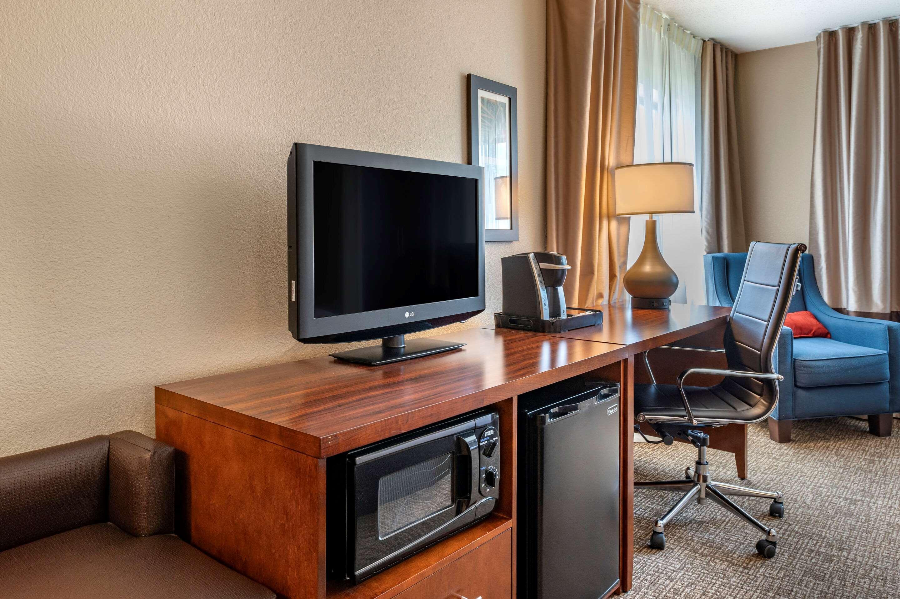 Comfort Inn La Porte Экстерьер фото