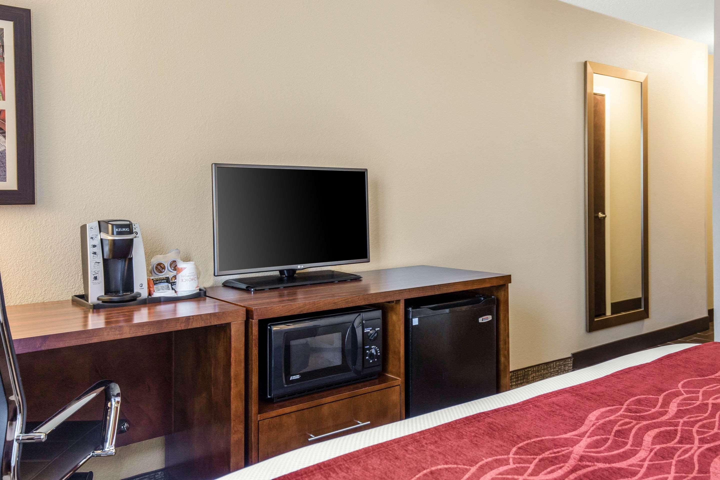 Comfort Inn La Porte Экстерьер фото