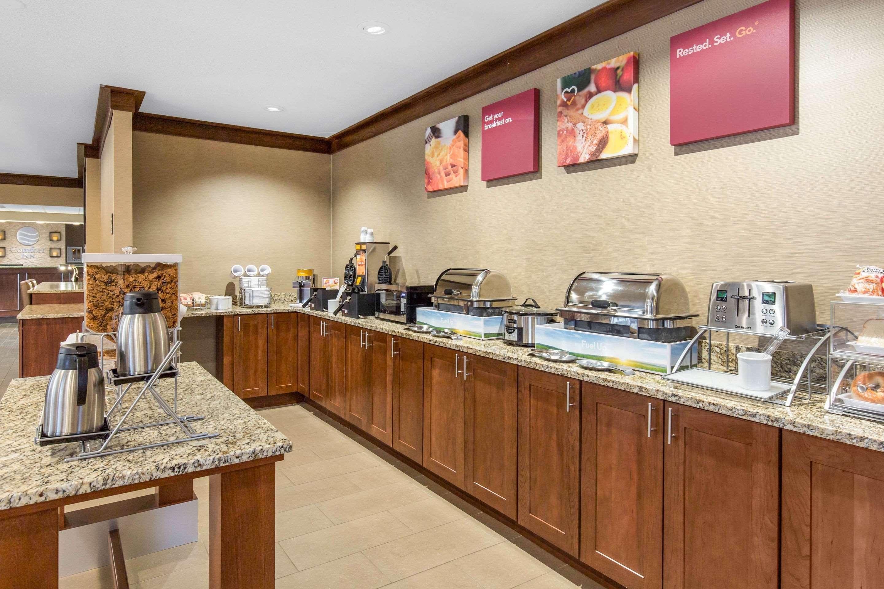 Comfort Inn La Porte Экстерьер фото