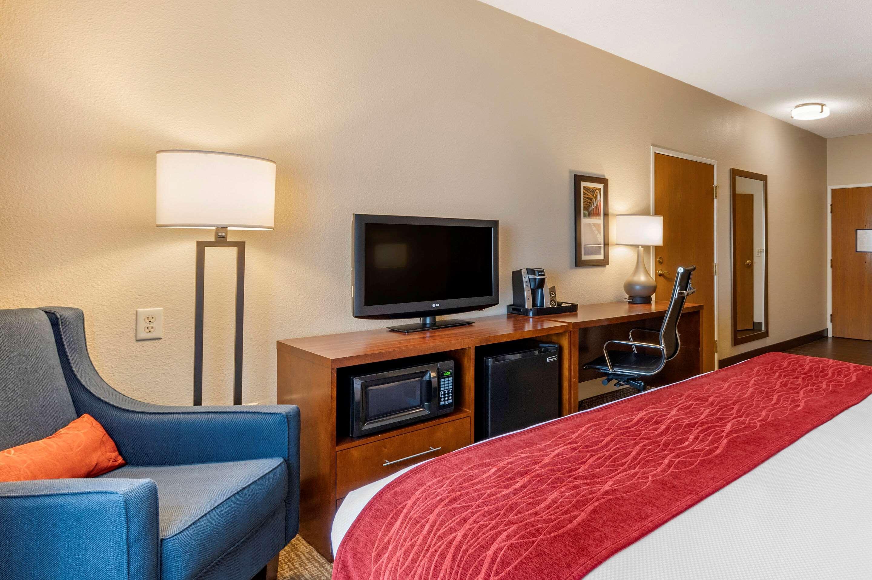 Comfort Inn La Porte Экстерьер фото
